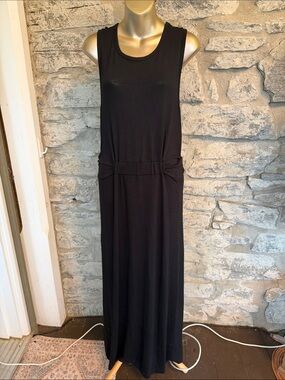 Cut out back tank maxi dress